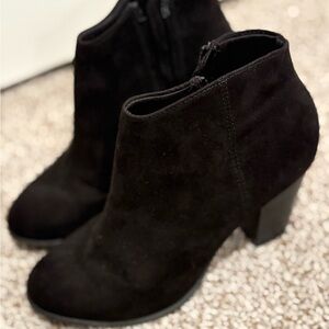 Old Navy Black Suede Ankle Boots